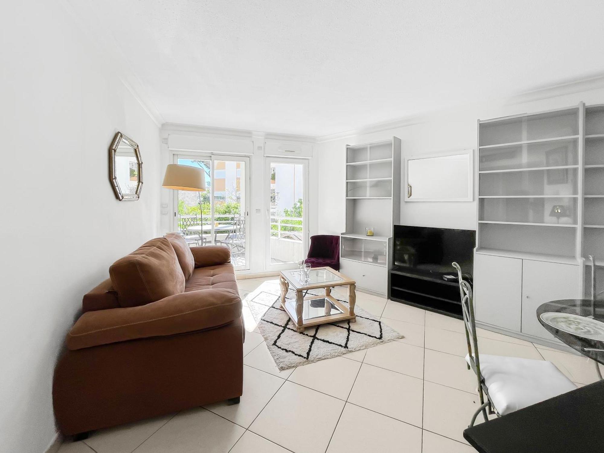 Agreable Detente Au Soleil A Antibes - Wifi - Parking Prive Exterior photo